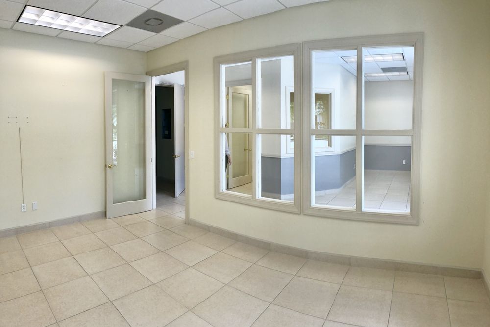 12268 Tamiami Trl E, Naples, FL 34113
